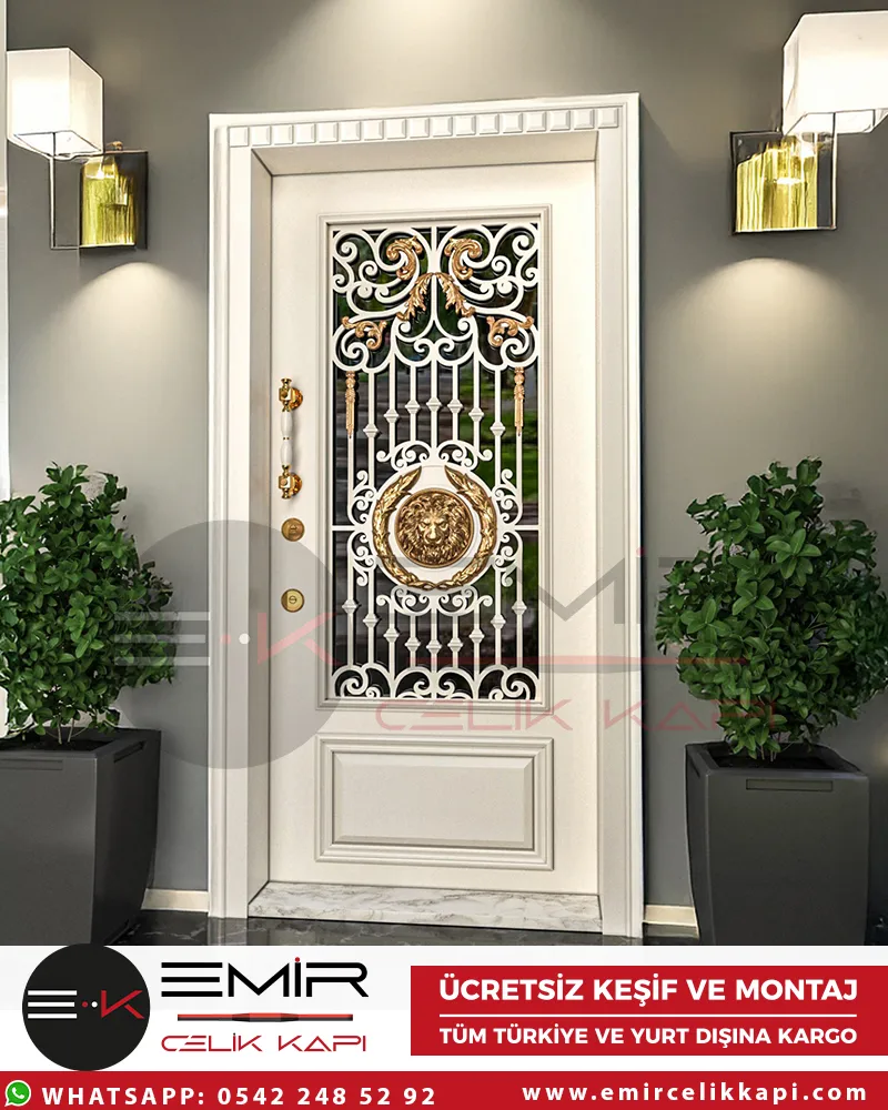 Kirik-Beyaz-Dis-Kapi-Altin-Ferforje-Aslan