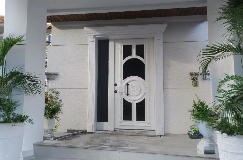 Sariyer-Zekeriyakoy-Villa-Kapisi-Montaj